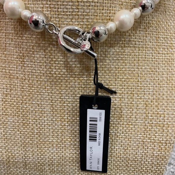 Ann Taylor Pearlized Metal Bead Statement Necklace - Picture 5 of 5